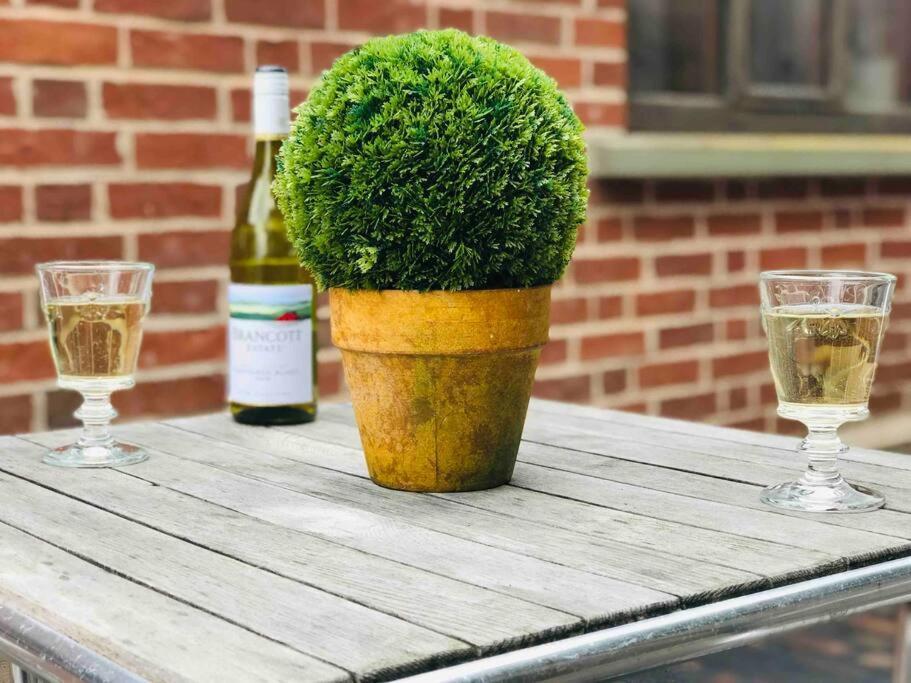 Beautiful Rural Apt, Walking Distance To Three Choirs Vineyard/Brassiere Gloucestershire Apartment Newent Exterior photo
